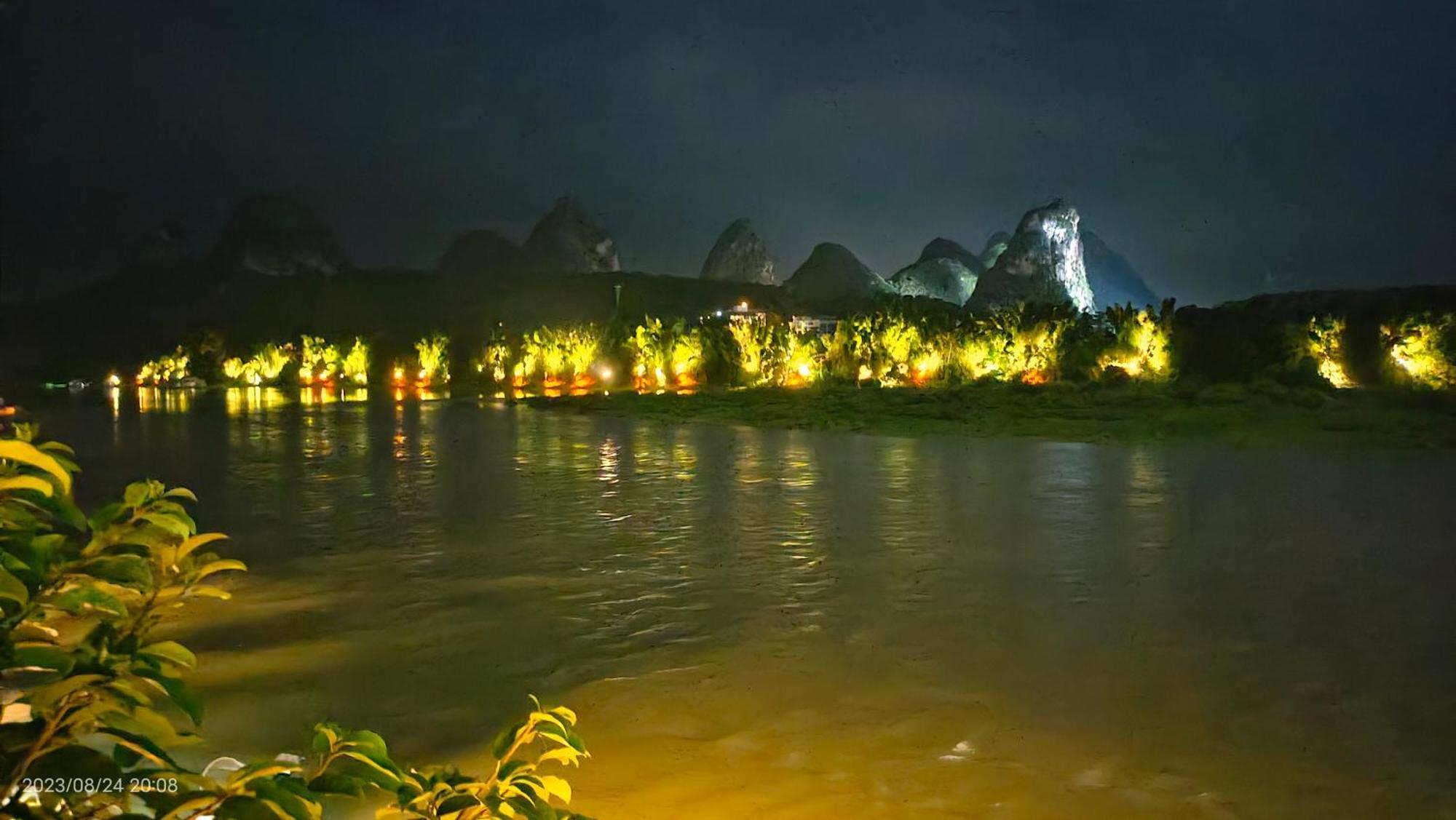 Hotel 老门客栈 Yangshuo Exterior foto